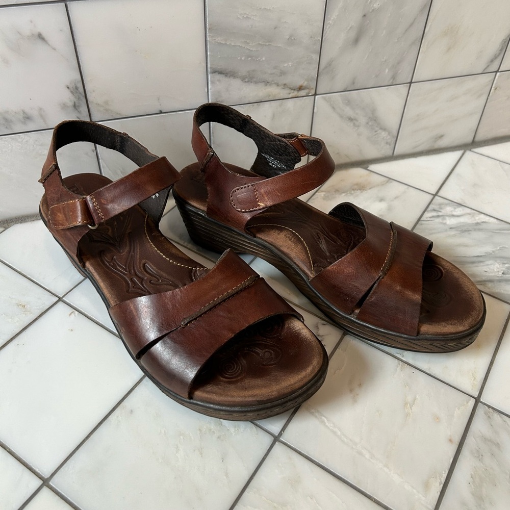 Born Brown Leather Sandals